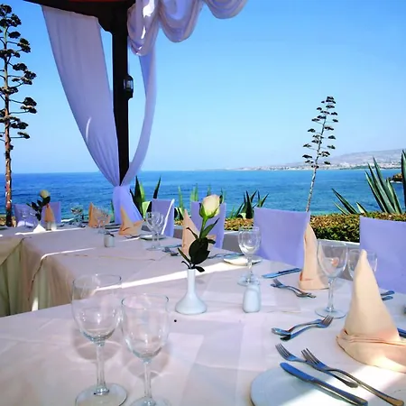 Cynthiana Beach Hotel-3